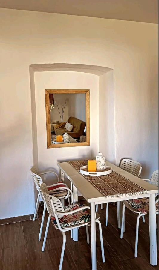 Appartement Vue Mer En Plein Centre De Cargèse Eksteriør bilde